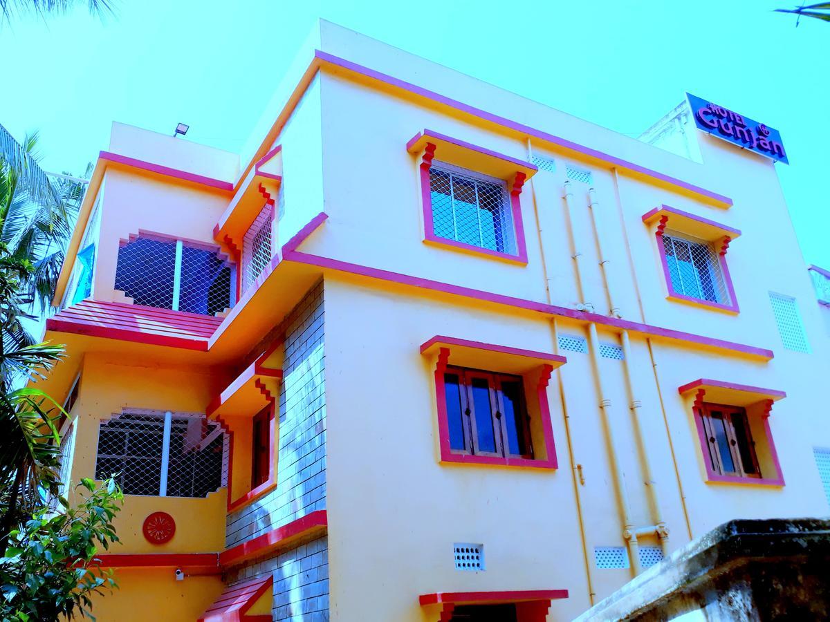 Hotel Gunjan Puri Exterior foto